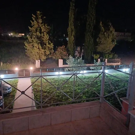 Pefki 9