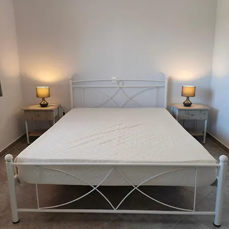 Apartment Pefki 9 *